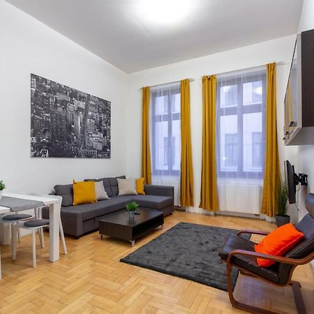 Dowtown Home In The Gozsdu Garden Budapest Extérieur photo